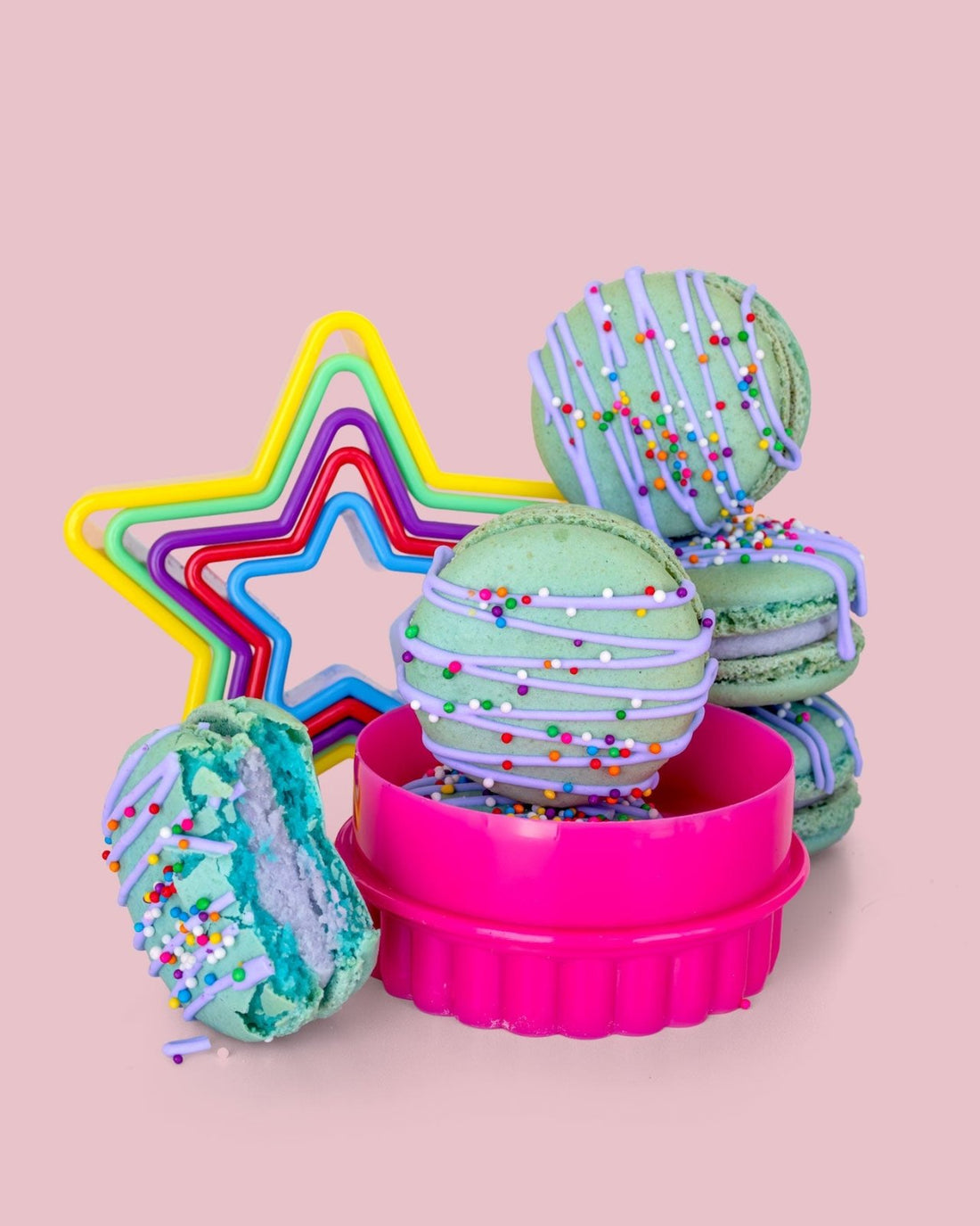 Holiday Macaron Shipper Box