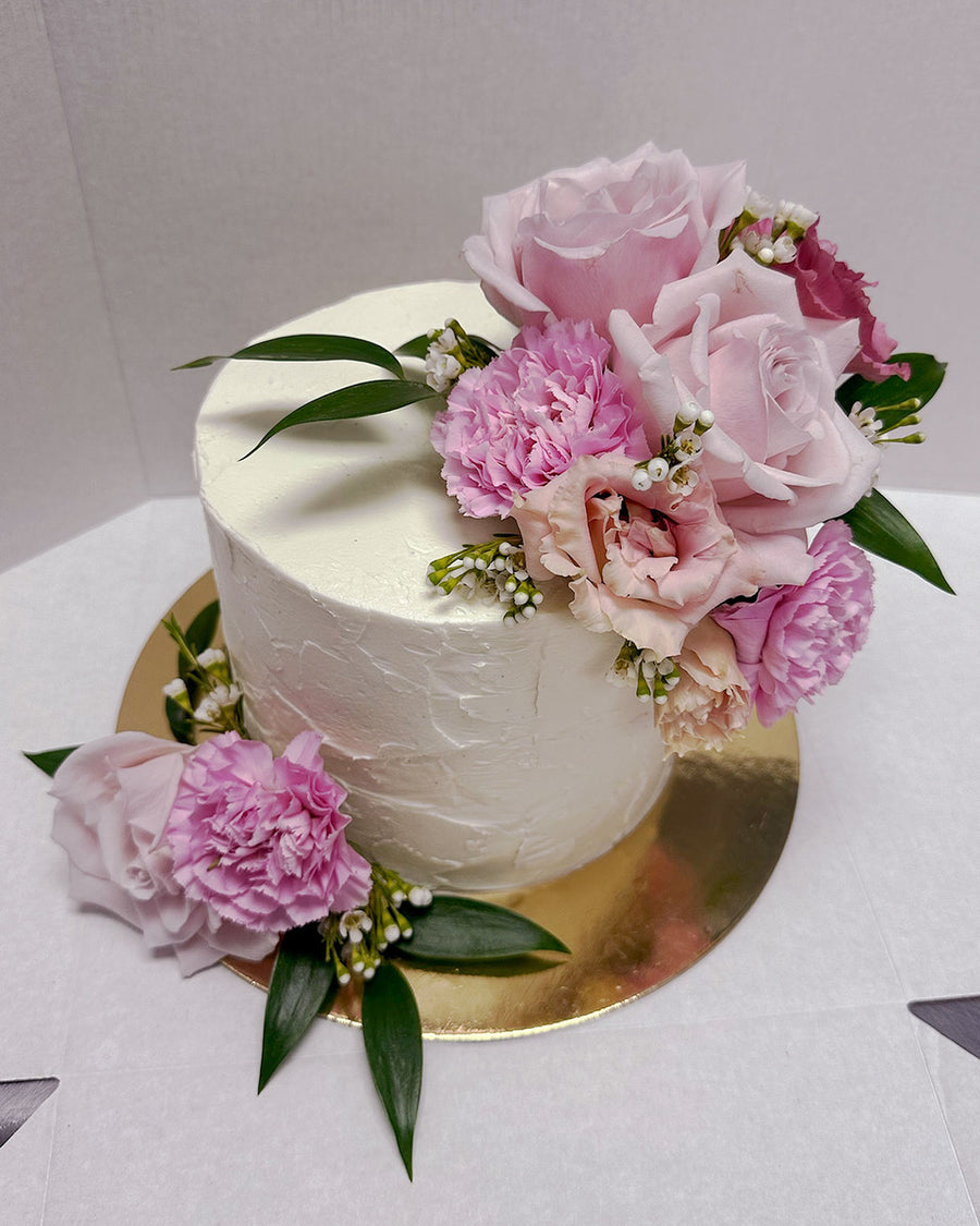 Design This Cake - Size: 6" | Exterior Colour: White | Buttercream Finish: Rough | Flower Colour Palette: Blush and Pink