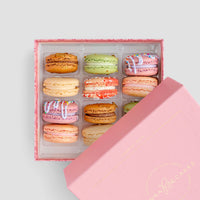 Holiday Macaron Shipper Box