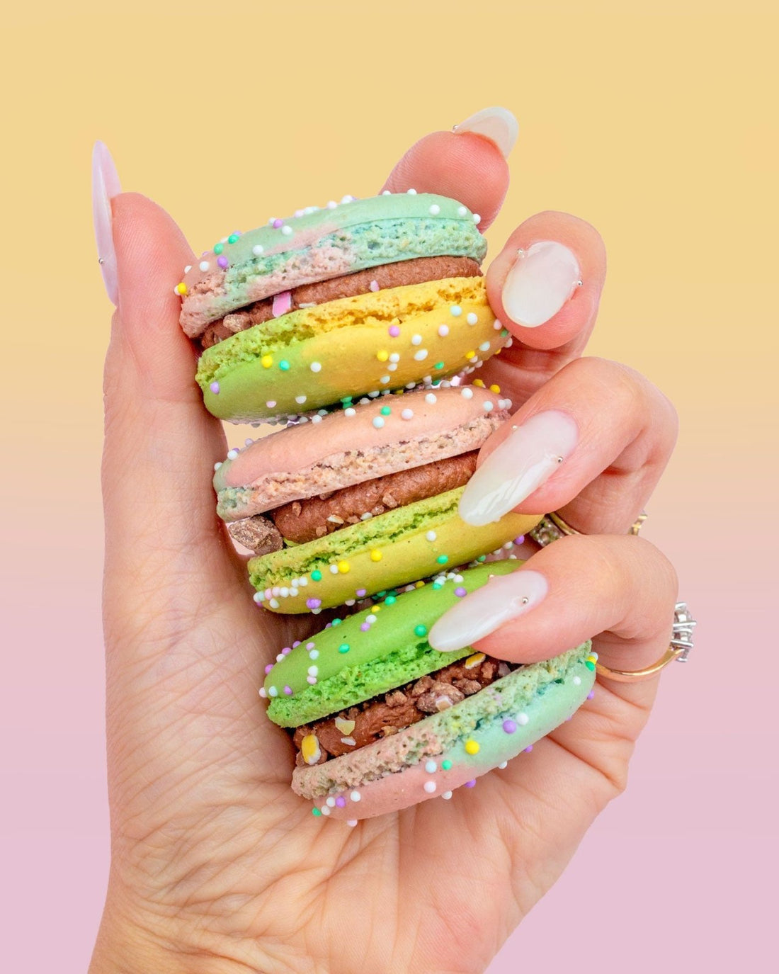 Mini Egg Macaron Gift Box