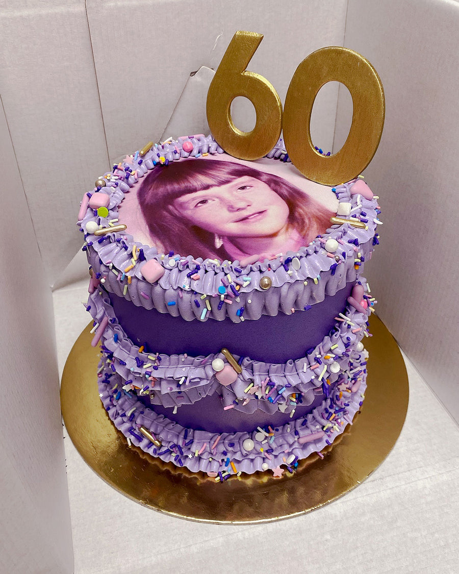 Design This Cake - Cake Colour: Purple | 1 Piping Colour: Lavender | Add 2D Numbers: Metallic Gold
