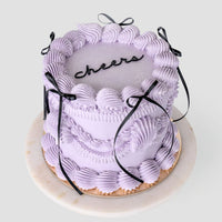 Round Frills Cake